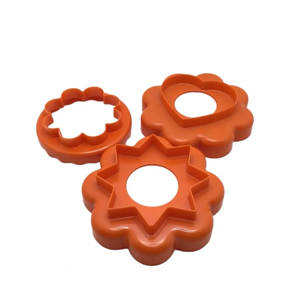 Vintage Tupperware Orange Nesting Cookie Cutters Set of 3 Flower Shapes